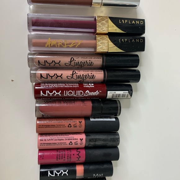 Lipsticks / lip gloss bundle - Picture 3 of 6